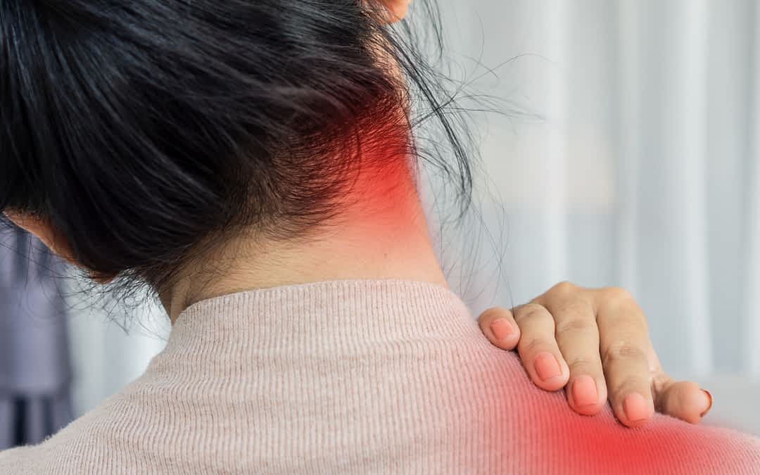 Dolore collo e spalla: cause, sintomi e trattamenti osteopatici